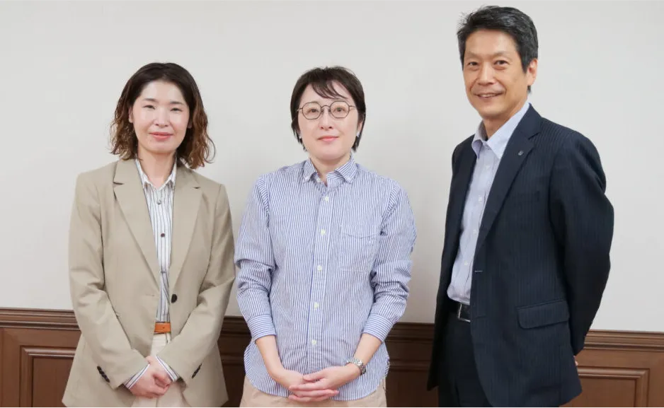 周囲の協⼒と前向きな社⾵で年間350時間の削減に成功!